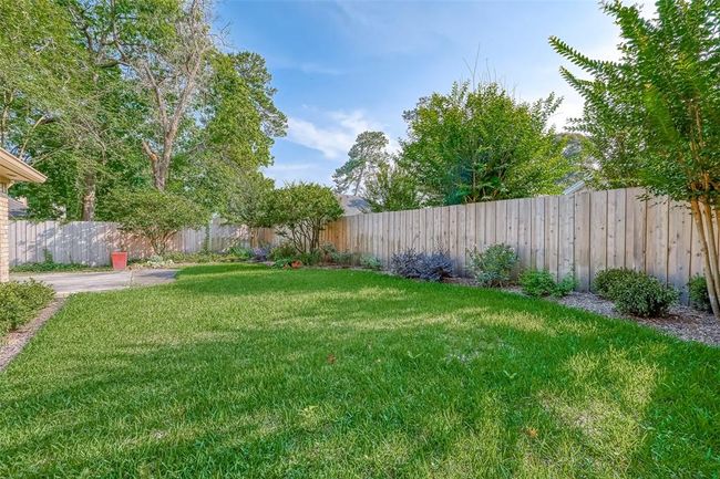 5007 Maple Brook Ln, House other with 4 bedrooms, 2 bathrooms and 2 parking in Kingwood TX | Image 17