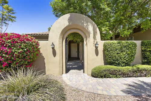 13426 W Los Bancos Dr, Sun City West, AZ, 85375-6832 | Card Image