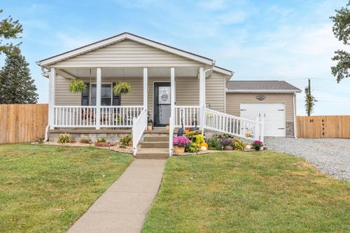 1084 E Pleasant Dr, Greensburg, IN, 47240-8192 | Card Image