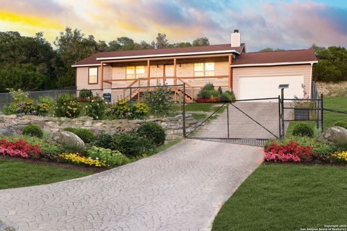 2630 Rocky Ridge Loop, Canyon Lake, TX, 78133-2035 | Card Image