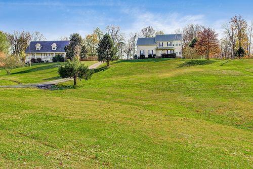 615 Vaughans Gap Rd, Spring Hill, TN, 37174-2584 | Card Image