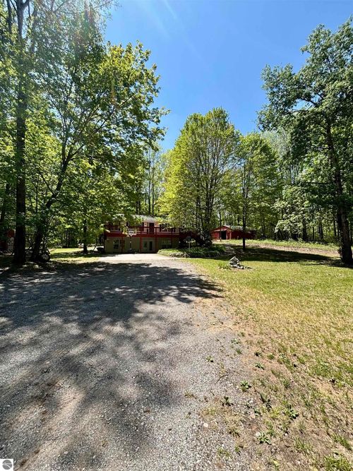 4377 Adams Rd, Lake, MI, 48632-8613 | Card Image