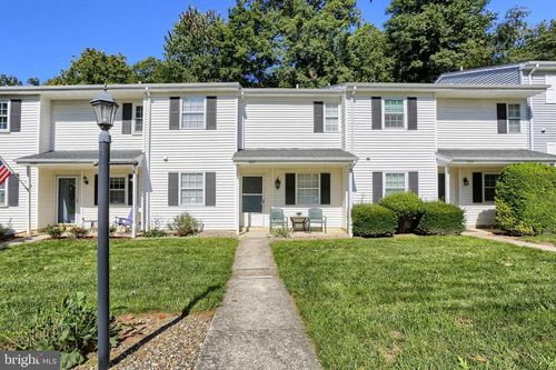 507 Porsha Ter, CAMP HILL, PA, 17011-1267 | Card Image