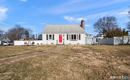 46 Piper Brook Ave, Newington, CT, 06111-2051 | Card Image