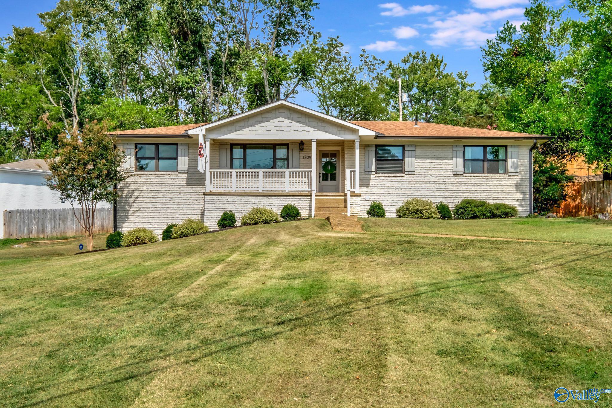 Hermitage Ave, Huntsville, AL 35801