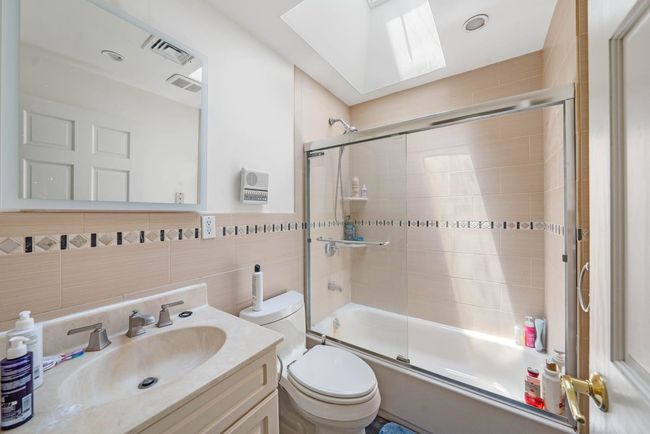 8205 Grand Ave, House other with 4 bedrooms, 4 bathrooms and null parking in North Bergen NJ | Image 19
