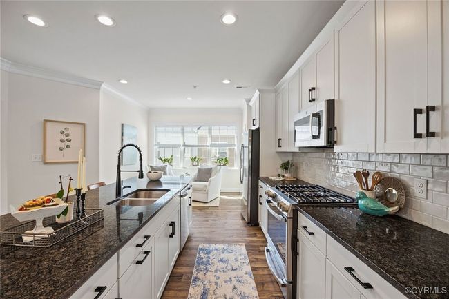 B - 2270 Libbie Lake West St, Condo with 3 bedrooms, 3 bathrooms and null parking in Richmond VA | Image 17