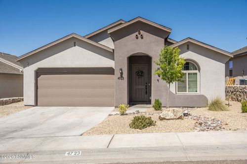 4723 Big Springs St, Las Cruces, NM, 88012-7509 | Card Image
