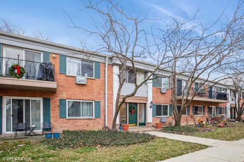 209e-715 E Falcon Drive, Arlington Heights, IL, 60005 | Card Image