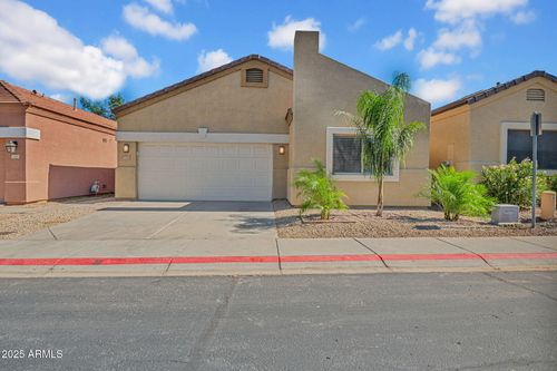 3252 E Maldonado Dr, Phoenix, AZ, 85042-6112 | Card Image