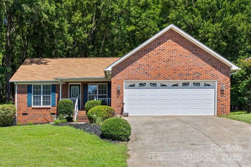 256 Victoria Cir, York, SC, 29745-6300 | Card Image