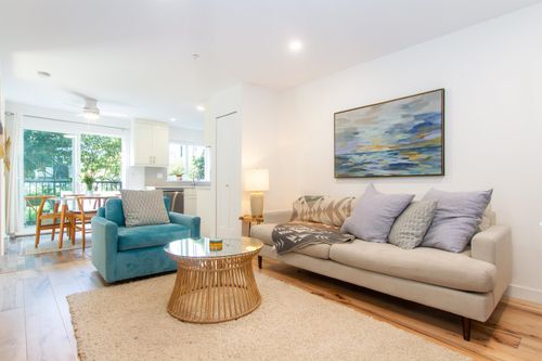 e108-40180 Willow Cres, Squamish, BC, V8B0M3 | Card Image