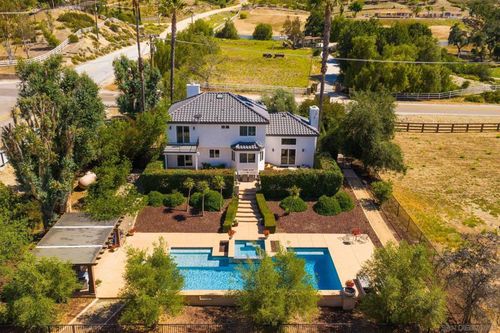 36775 Mesa Rd, Temecula, CA, 92592-8548 | Card Image
