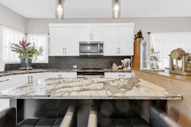 11 Ian Way, House other with 3 bedrooms, 2 bathrooms and 2 parking in Sylvan Lake AB | Image 5