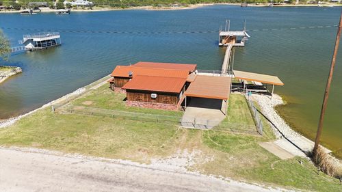 4513 Chapel Rd, Graham, TX, 76450-5811 | Card Image