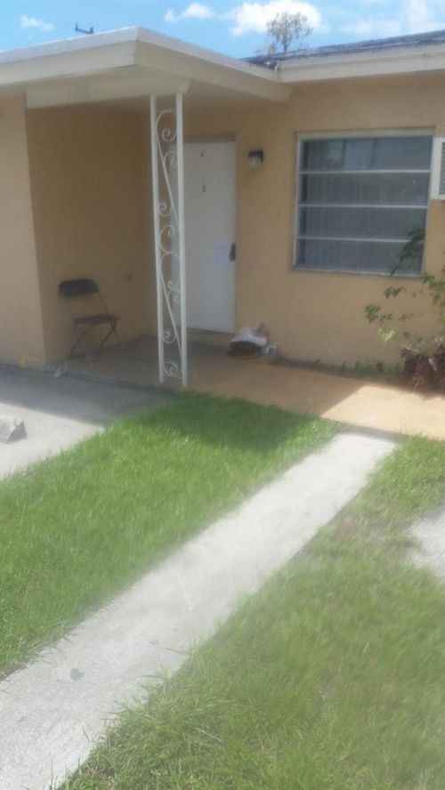 a-b-5918 N Wiley Street N, Hollywood, FL, 33023 | Card Image