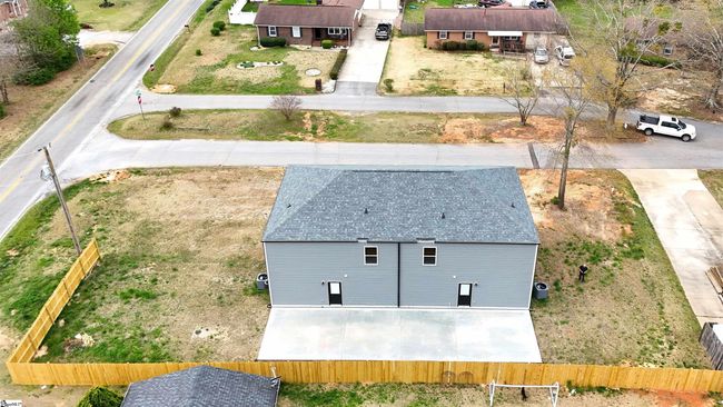 402 & 404 Sierra Rd, Home with 8 bedrooms, 6 bathrooms and null parking in Moore SC | Image 33