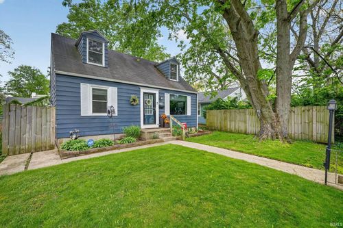 2240 Parkview Place, South Bend, IN, 46616 | Card Image