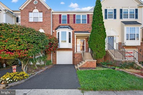 6836 Kerrywood Cir, CENTREVILLE, VA, 20121-5034 | Card Image