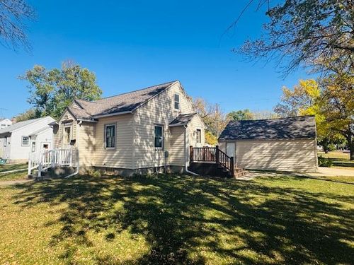 2975 Norwood Ave, Slayton, MN, 56172-1427 | Card Image