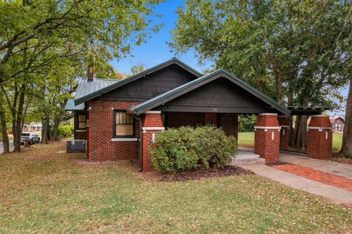 400 S Main St, Fairfax, OK, 74637-4551 | Card Image