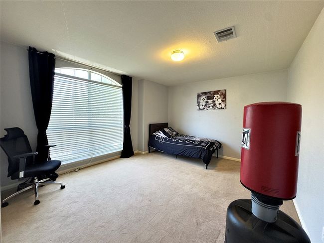 Upper level | Image 19