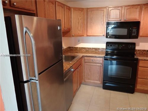 206-2741 Taft St, Hollywood, FL, 33020-2916 | Card Image