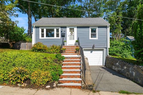 26 Macdonald St, Boston, MA, 02136-1316 | Card Image