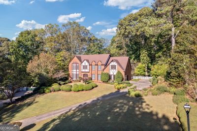 325 Fauna Court, House other with 5 bedrooms, 5 bathrooms and null parking in Sandy Springs GA | Image 3