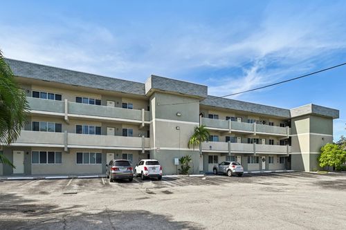 208-1400 Ne 54th St, Fort Lauderdale, FL, 33334-4954 | Card Image