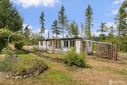 18818 Slough Ln Se, Yelm, WA, 98597-9077 | Card Image