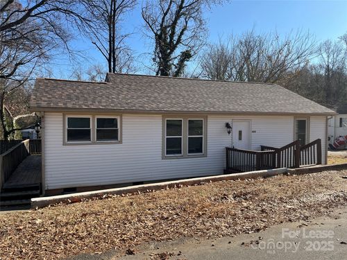 4241 Plato Cir, Charlotte, NC, 28208-5853 | Card Image