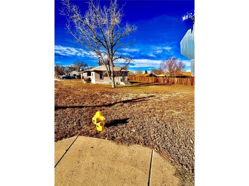 141 Main St, Hudson, CO, 80642-5011 | Card Image