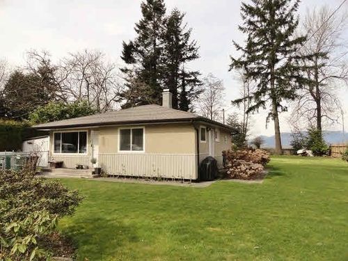 17695 97 Ave, Surrey, BC, V4N4B2 | Card Image