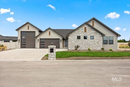 7520 E Midberry Ct, Nampa, ID, 83687-6794 | Card Image