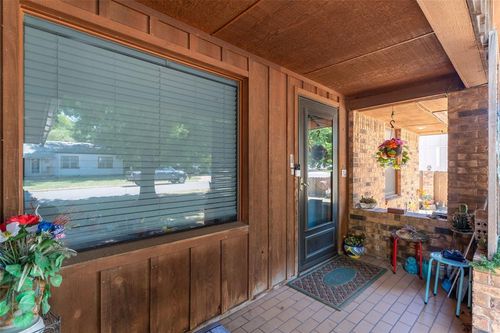 605 S 5th St, Clinton, OK, 73601-4611 | Card Image
