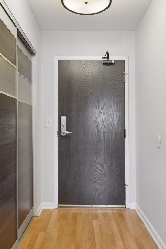 UNIT-1002 - 78 10 Th St E, Condo with 2 bedrooms, 1 bathrooms and null parking in Saint Paul MN | Image 22