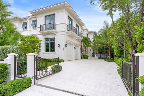 west-unit-220 Brazilian Avenue Dock, Palm Beach, FL, 33480 | Card Image