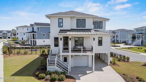 11 Amidships Ln, Hampstead, NC, 28443-0286 | Card Image