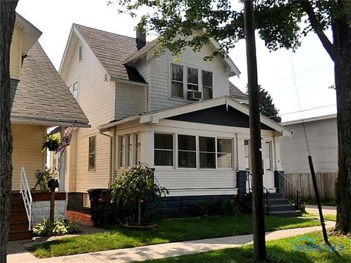 363 Sheldon St, Toledo, OH, 43605-1838 | Card Image