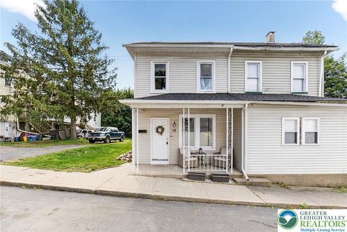 16 Mill Ave, Bangor, PA, 18013-2010 | Card Image