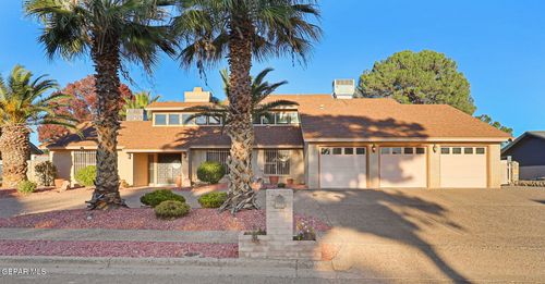 11213 Leo Collins Dr, El Paso, TX, 79936-4619 | Card Image