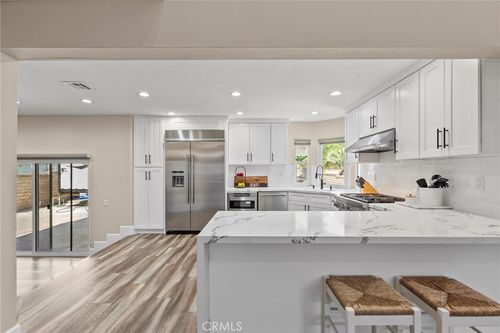 22035 Conway Pl, Santa Clarita, CA, 91350-3960 | Card Image