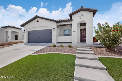 812 Coyote Ln, El Paso, TX, 79912 | Card Image
