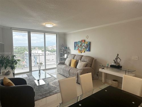 1004-2665 Sw 37th Ave, Miami, FL, 33133-2758 | Card Image