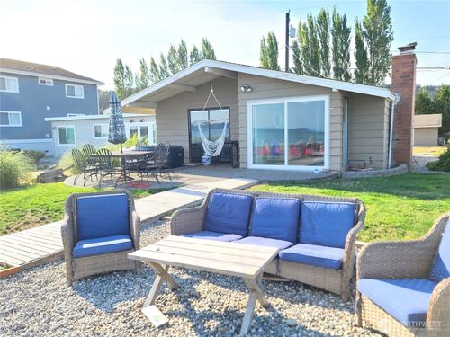 214 Driftwood Shores Rd, Camano Island, WA, 98282-8486 | Card Image