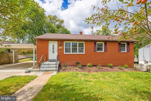 6702 Longridge Dr, LANHAM, MD, 20706-3741 | Card Image