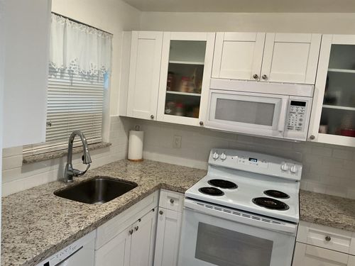 210-8100 Sunrise Lakes Blvd, Sunrise, FL, 33322-1552 | Card Image
