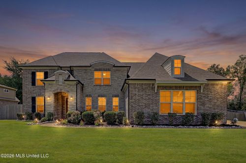 8568 Gwin Hollow Dr, Olive Branch, MS, 38654-4514 | Card Image