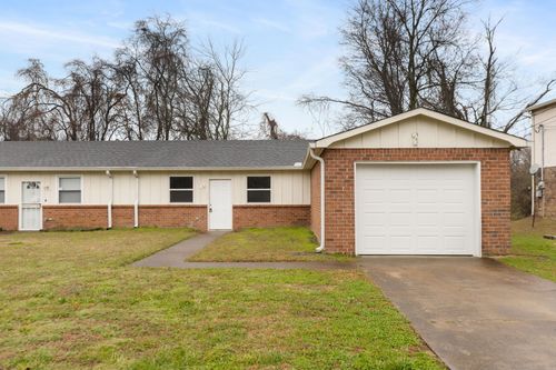 1446 E Cedar Ln, Madison, TN, 37115-5536 | Card Image